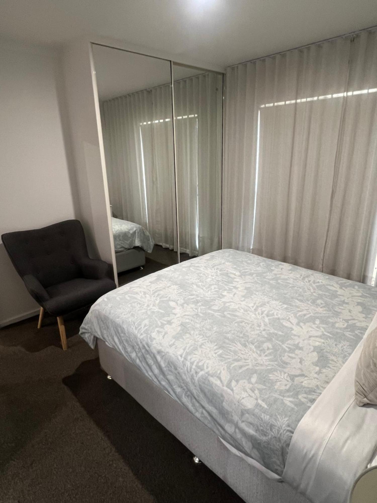 Adelaide Cbd Apartment - 3Br, 2Bath & Carpark מראה חיצוני תמונה